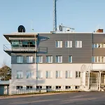 Vanha-merivartioasema *
