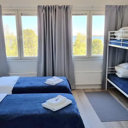 Hotel Vanha-merivartioasema Kotka