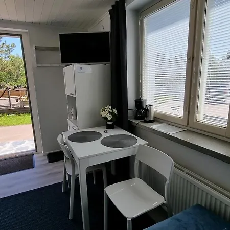 Hotel Vanha-merivartioasema Kotka