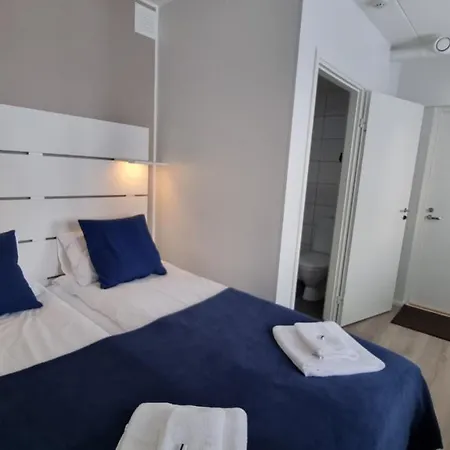 Hotel Vanha-merivartioasema Kotka